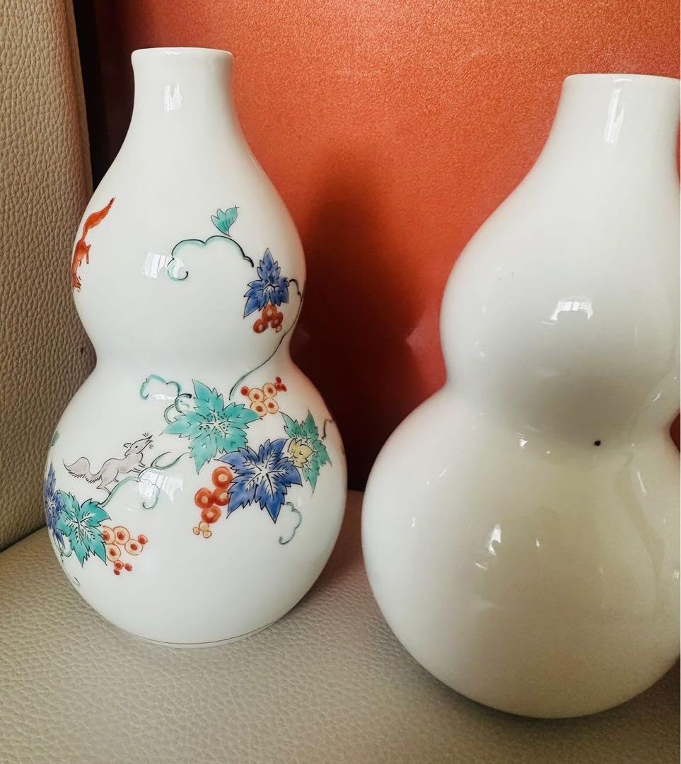 Amazon.co.jp: 十三代 酒井田柿右衛門 葡萄りす文染錦 在銘 高さ:約