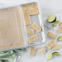 Vista 3 de Nordic Ware Naturals - Juego de bandejas para hornear de media hoja - Bandejas para hornear de aluminio de calidad comercial fabricadas en EE. UU.