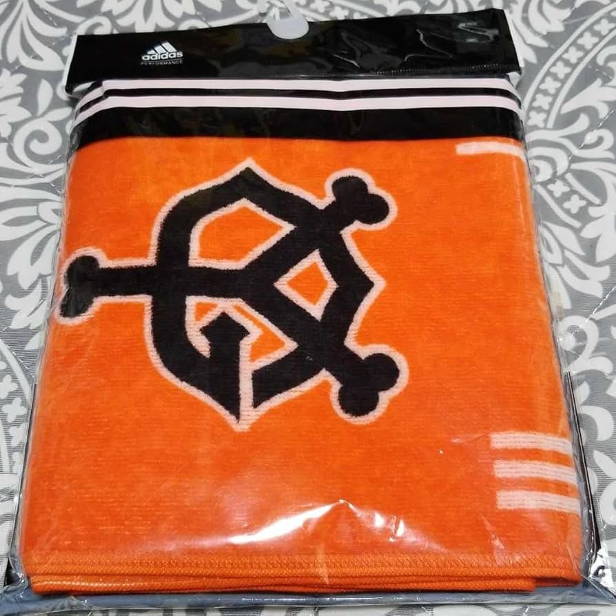 読売ジャイアンツ ネックウォーマー adidas