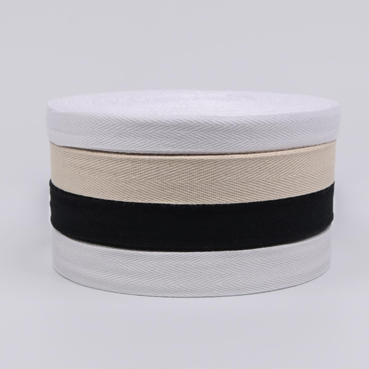 Ruban de coton 100% naturel beige pour finitions haut de gamme sur vêtements et mercerie