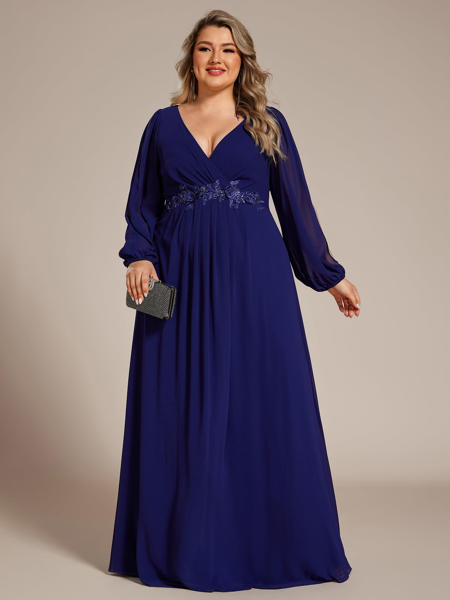 Ever-Pretty Scollo a V Maniche Lunghe Applique Chiffon Plus Size Lungo Formale Abiti da Sera Lunghezza Pavimento Abito da Sfera Abito Donna