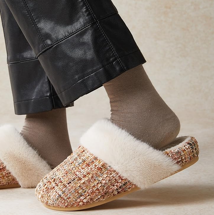 Winter Fuzzy House Slippers Sandals Faux Fur Flats Slippers Warm Plaid Slide Shoes for Women Men2