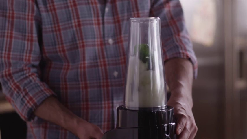 Vitamix S30（S-Series） パーソナルブレンダー Amazon.com: Vitamix S30 S-Series Blender, Professional-Grade, 40oz