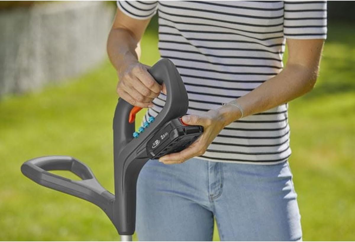 Gardena SmallCut Cordless Trimmer 23/18V P4A Ready-To-Use Set: Grass Trimmer with 230 mm Cutting Circle, Ergonomic Handle, Light Weight, Integrated Replacement Cutting Blade (14702-20)