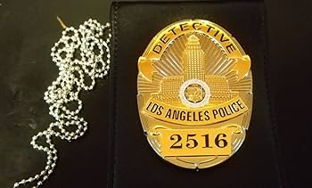 ロサンゼルス警察 Lieutenant ポリスバッジ 416 Amazon.co.jp: 刑事コロンボ レプリカ ポリスバッジ