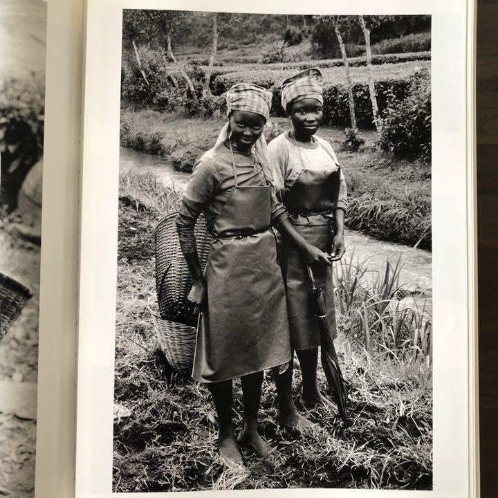 Amazon.co.jp: WORKERS SEBASTIAO SALGADO 写真集 古本 : おもちゃ Amazon.co.jp: WORKERS SEBASTIAO SALGADO 写真集 古本 : おもちゃ