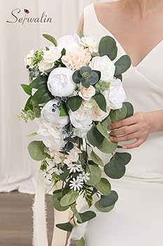 【大判希少本】A Treasury of Bridal Bouquet 44326: Floral Brocade Long Sleeve Bridal Ball Gown