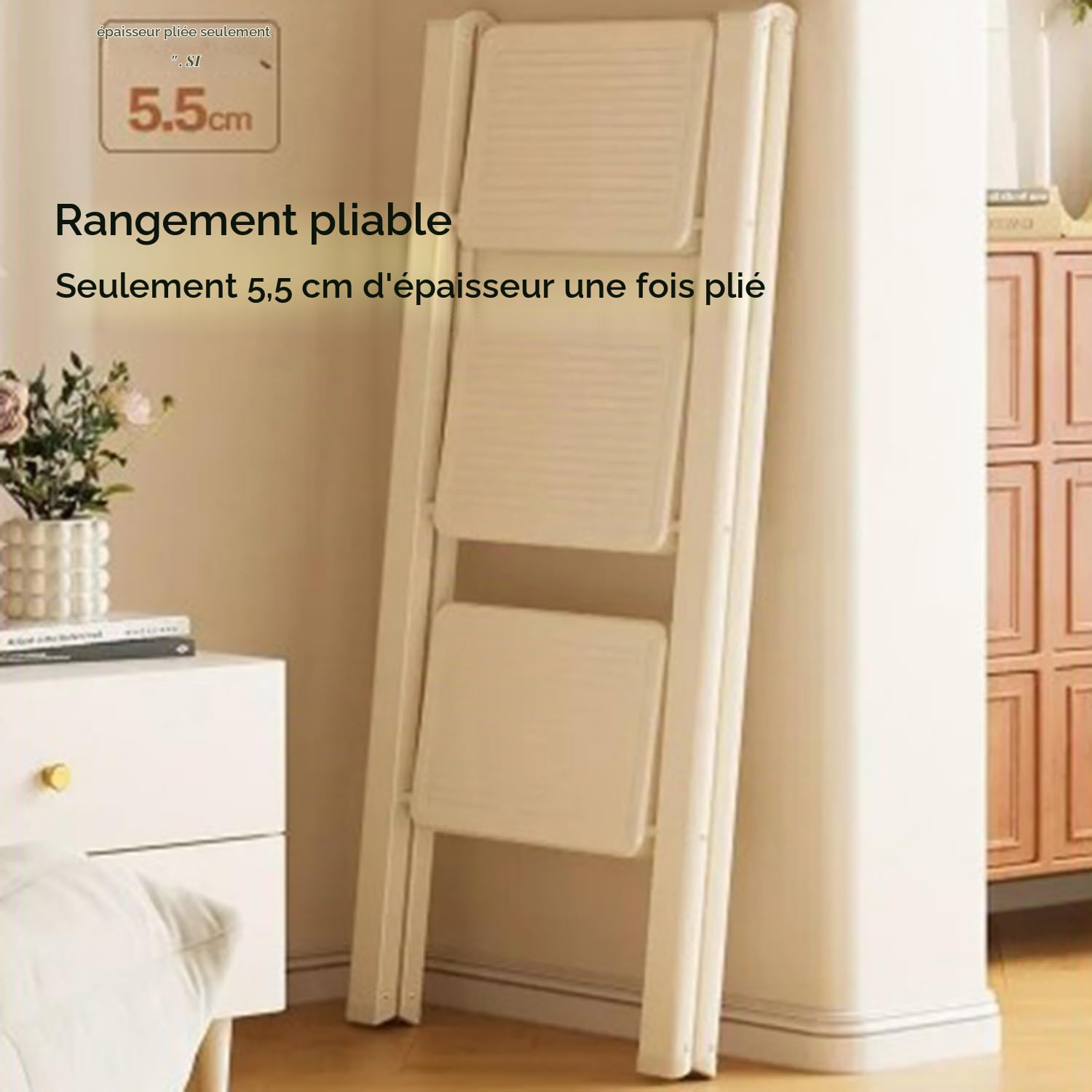 Escabeau 3 Marches Pliable,Léger Et Compact,Pédale Antidérapante Élargie,Cadre en Acier Robuste,Capacité De Charge De 150 Kg,Convient pour La Cuisine,La Maison,l'Extérieur Et Le Bureau.