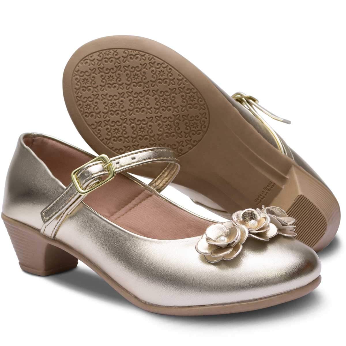 Sapato Salto Infantil Menina Boneca Flor 03.38 em promoção! Veja a oferta e mais achadinhos de Sapatos Infantis 4 Hoje é o melhor dia para comprar Sapato Salto Infantil Menina Boneca Flor 03.38 com aquele preço maroto! Promoção! Aproveite a oferta! 4
