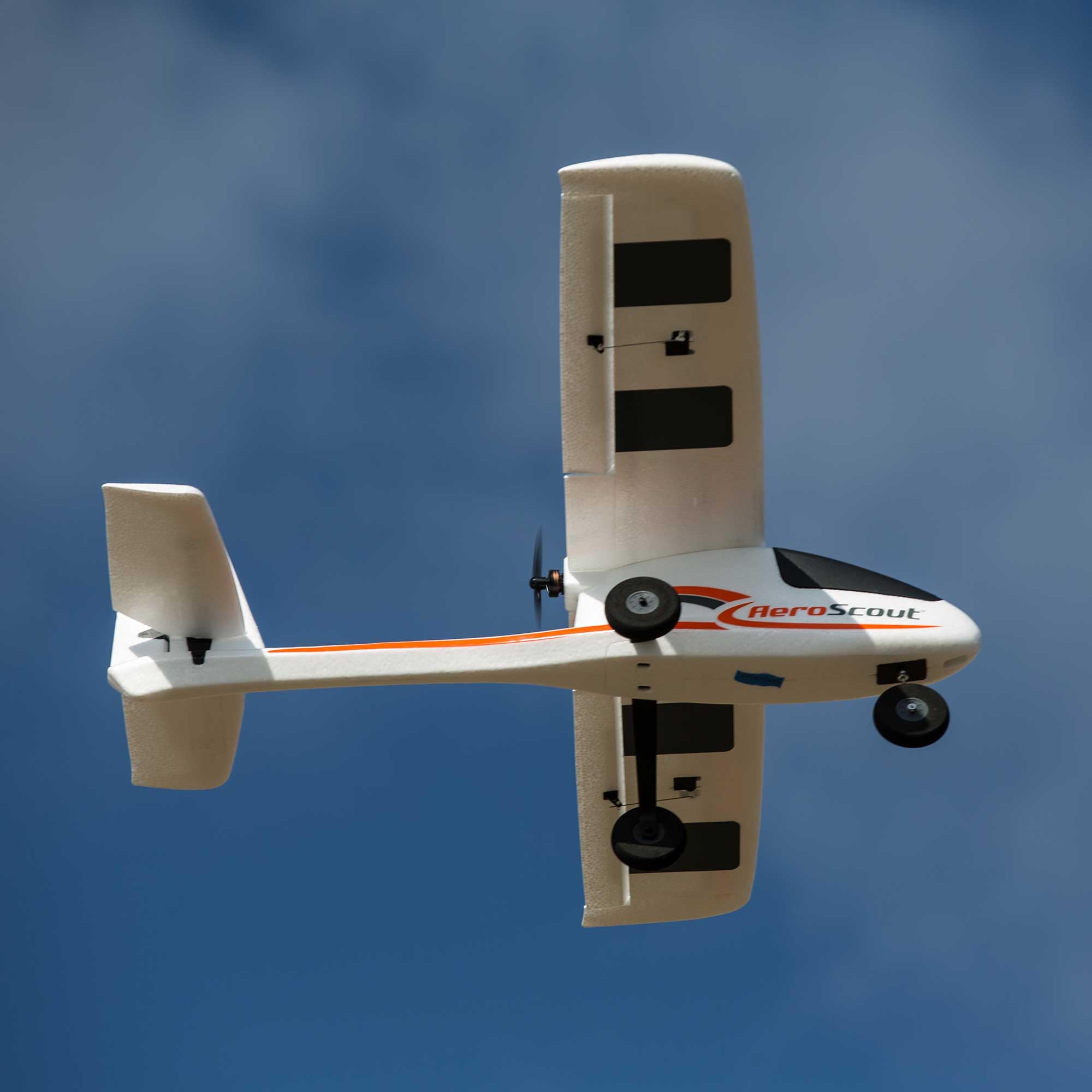 Hobbyzone AeroScout S 2 1,1m BNF Basic RC Flugzeug | Inkl. SAFE-Technologie, robuster Pusher-Motor, 3 Flugmodi, ideal für Einsteiger, mit Spektrum AR631+ Empfänger
