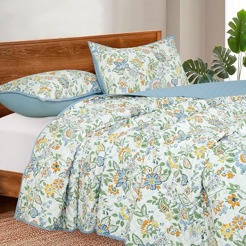 Image of ROYALE LINENS Twin Size 2 pc Quilt Set - Soft Lightweight 100% Microfiber Quilted Set - Printed Bedspread - Quilted Blanket Thin Comforter - Bedding Coverlets for All Seasons (Blue, 1 Quilt- 1 Sham)