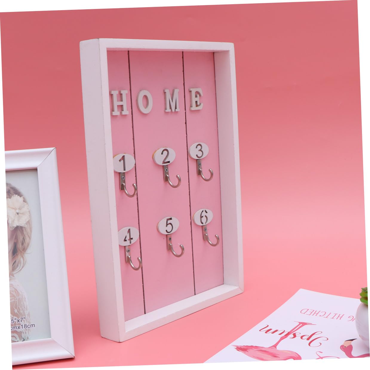 Generico Portachiavi da Muro in Nordico Ganci Organizer Finitura Rosa per Ufficio e Camere da Dormire