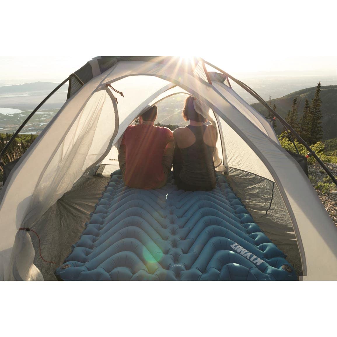 KLYMIT Matelas de Couchage Double V, 2 Personnes, Double Large (119,4 cm), léger et Confortable pour Le Camping, Les tentes pour Deux Personnes, Les Voyages et la randonnée
