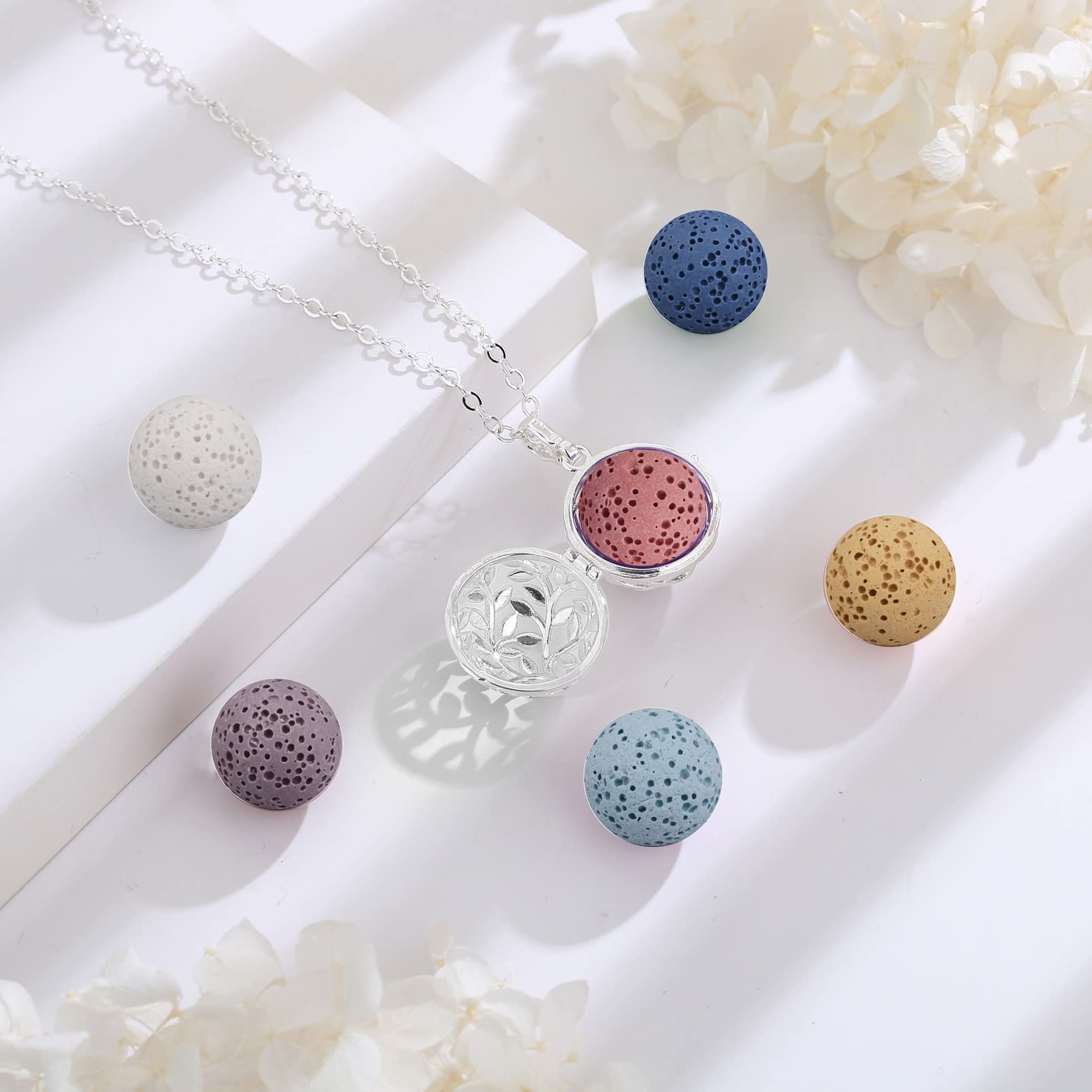 EUDORA Harmony Ball Collana Aromaterapia Ciondolo con Oli Essenziali per Donna, Collana con Diffusore Regalo di Gioielli per Ragazze con 7 Pezzi di Pietra Lavica, 24 Pollici
