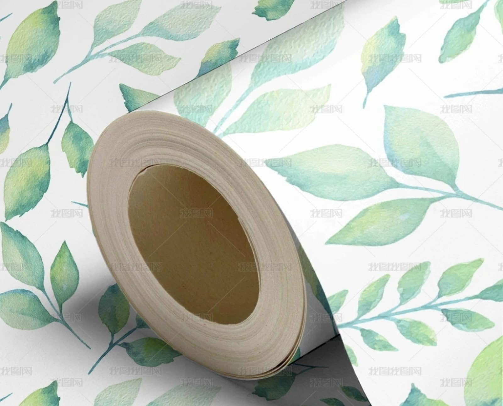 Papier peint adhésif feuilles vertes pour un salon lumineux et nature