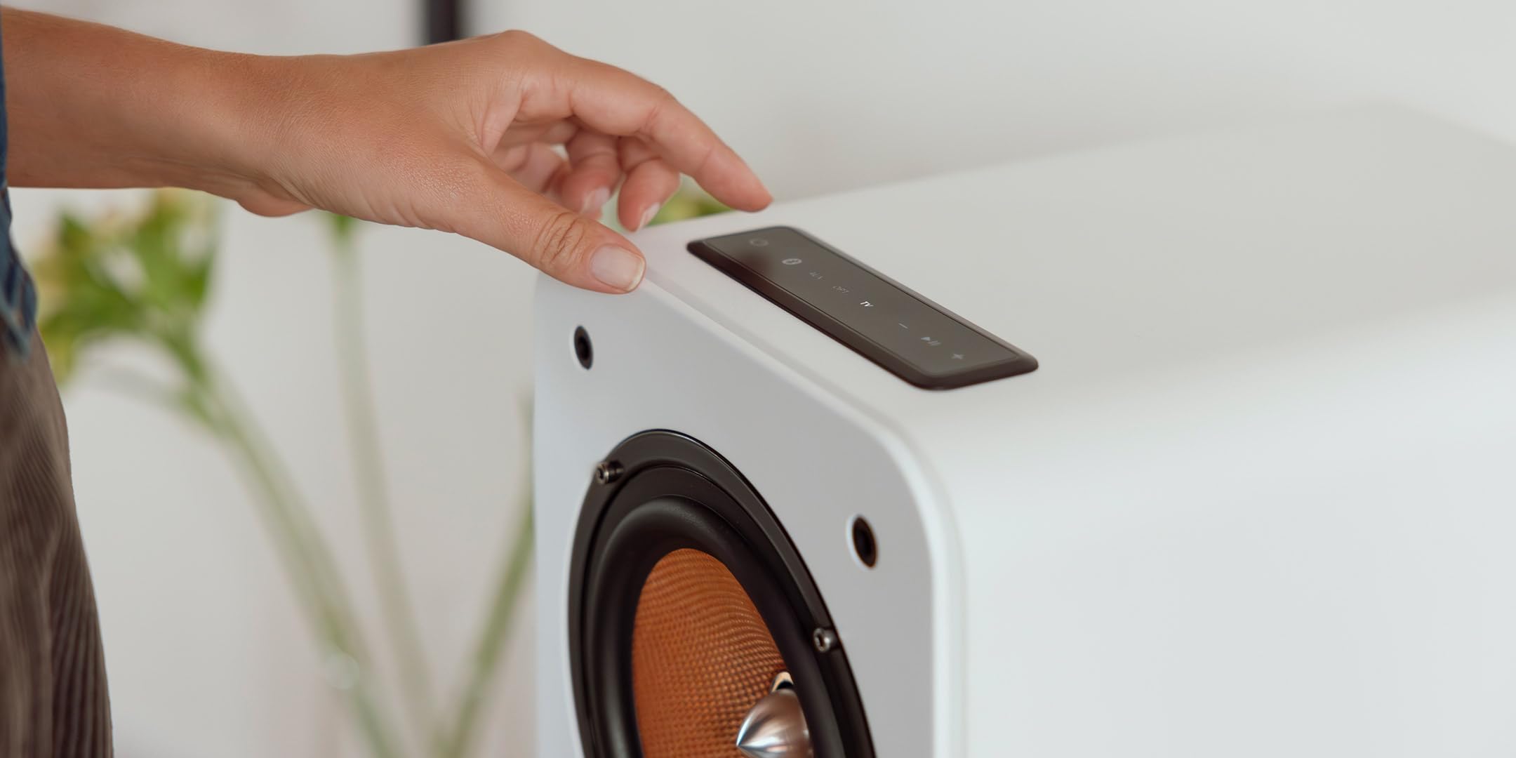 Teufel Ultima 40 AKTIV 3 - Aktives 3-Wege-Standlautsprecher Paar | mit Bluetooth aptX, 260 W, Bassreflex, Integrierter Verstärker, HDMI ARC CEC‌, USB-C - schwarz