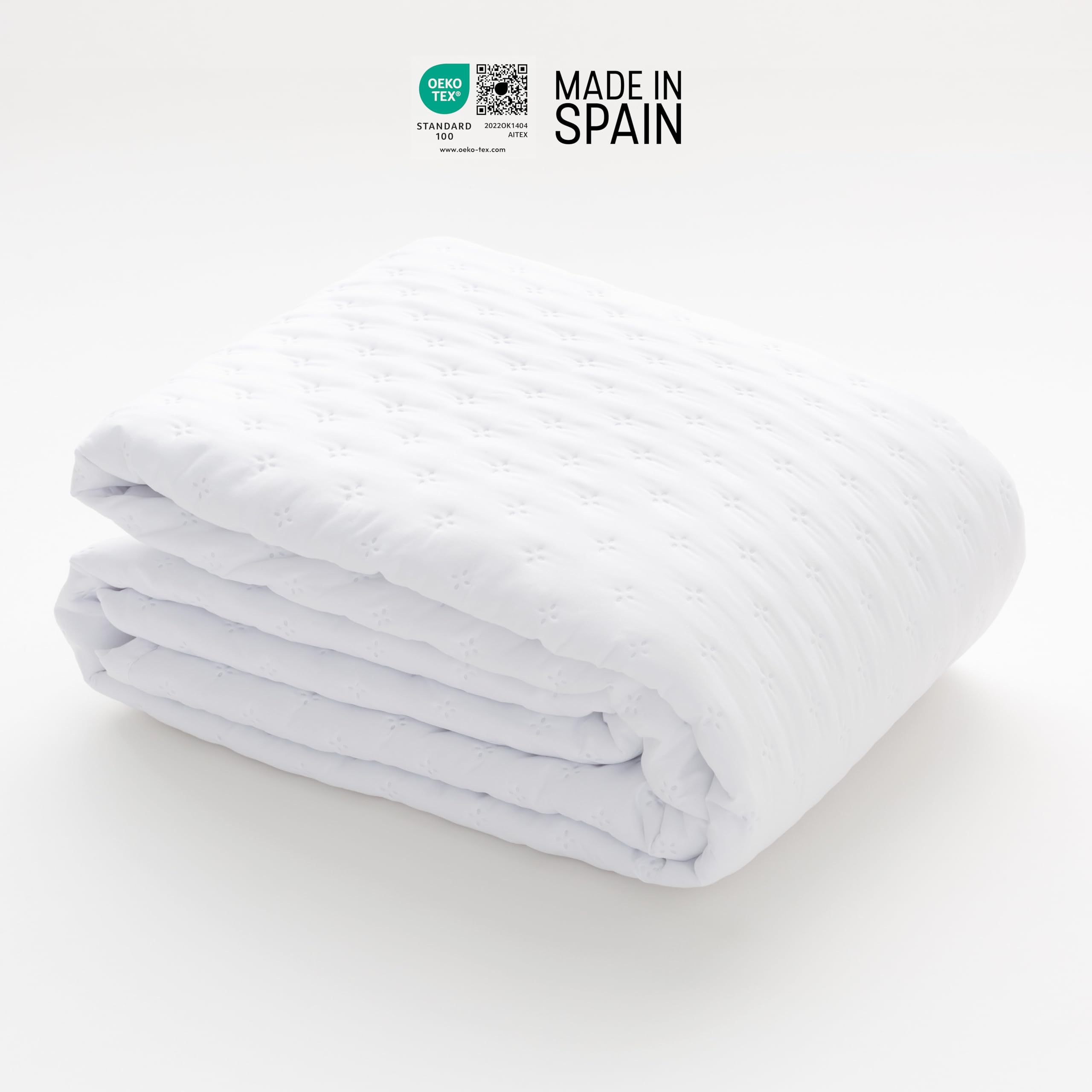 Colcha Boutí Acolchada Reversible para Cama 150 (250x270 cm), Blanco Óptico, Microfibra Suave con Relleno Tacto Pluma, Ligera, Ideal para Primavera y Verano, Fabricada en España