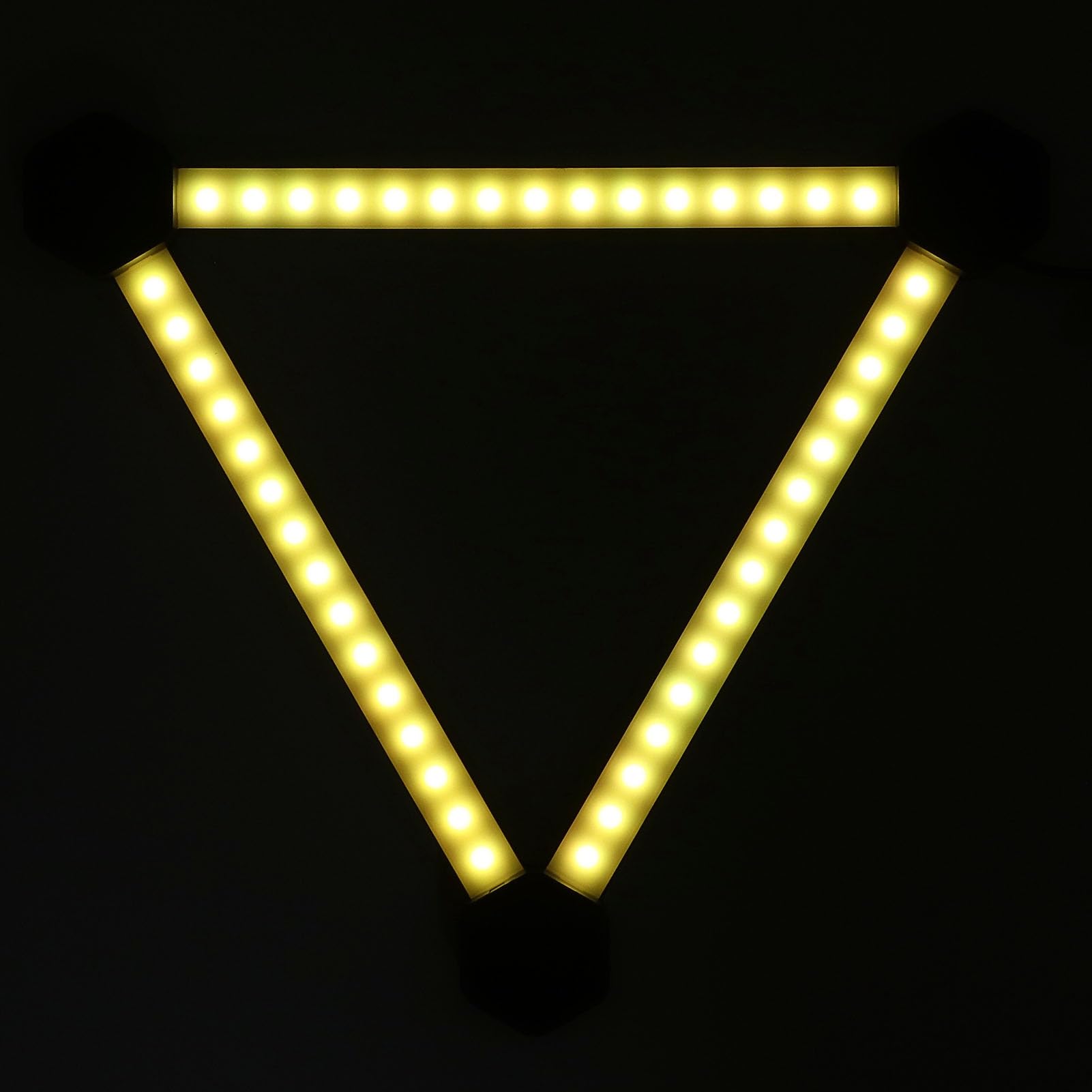 LED-Wandleuchten, 6 Set Smart RGB LED Musik-Synchronisierungsmodus App-Steuerung, RGB-Lichtleisten, Wandleuchten-Dekor mit Fernbedienung für Gaming-Zimmer, Wohnzimmer, Fernseher, Computer