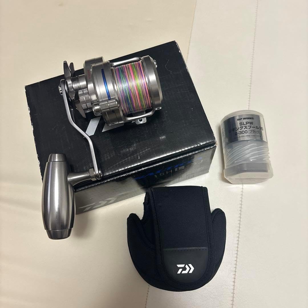 ダイワ 15ソルティガ15HL-SJ 左巻 SLPW純正替えスプール付
