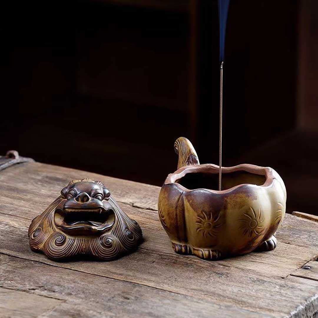 獅子の形 お香立て 陶器製 獅子の形 お香立て 陶器製 10003024_1.jpg