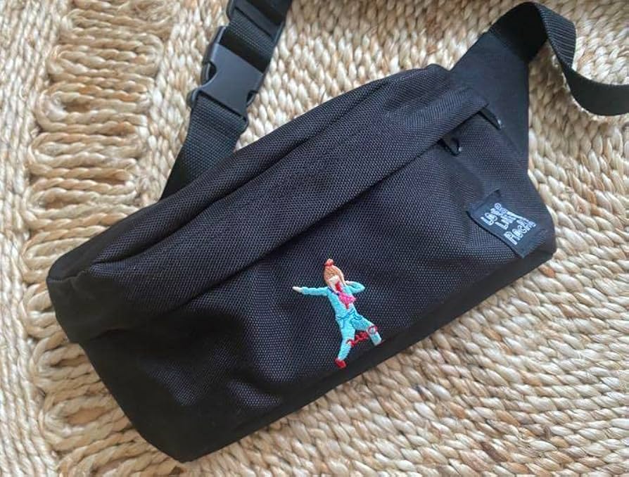 おまけ付き】aiko LLR8 ボディバッグ 黒(ブラック)