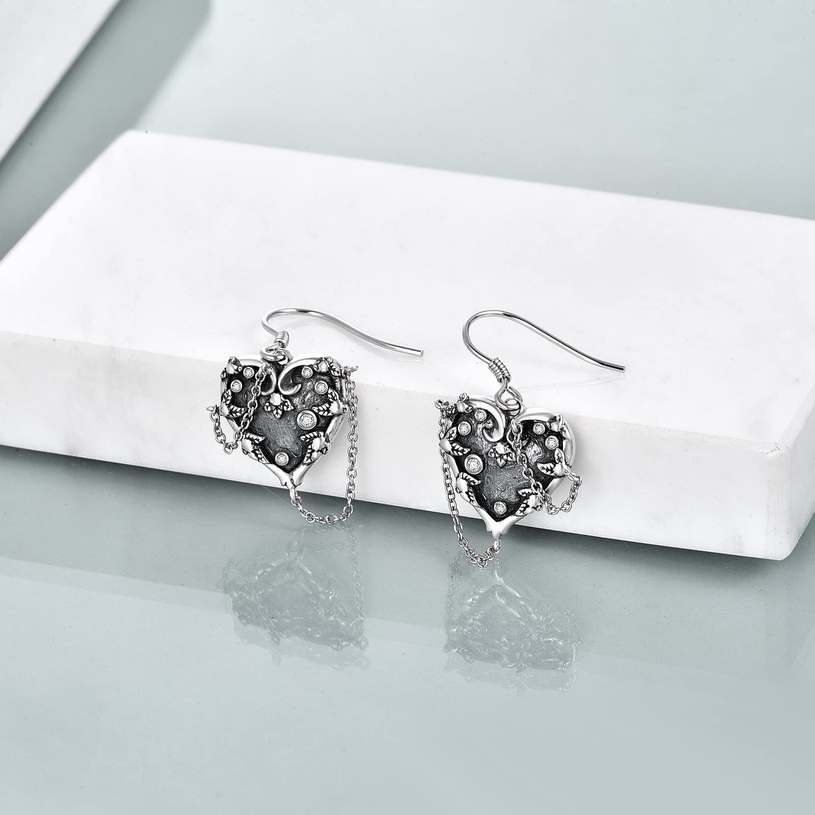 Orecchini gotici a forma di cuore, da donna, in argento Sterling, con ciondolo a forma di cuore e streghe, gioielli gotici neri, regalo di Halloween per donne, 16.6 mm x 28.8 mm, Argento sterling, non