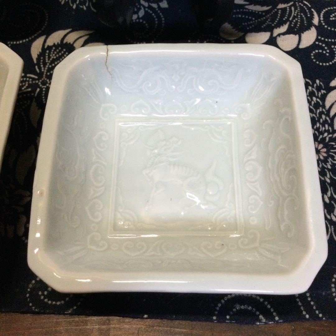 Amazon | 古伊万里 隅切 角皿 白磁陽刻 麒麟蝙蝠 5客 江戸 共箱付 煎茶