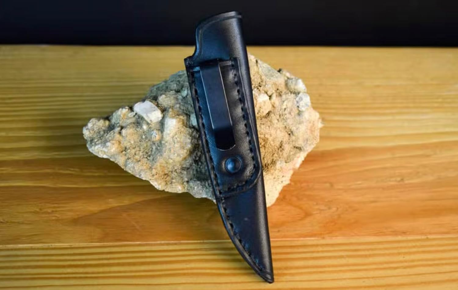 Leather Pocket Sheath for the Chris Reeve Inyoni