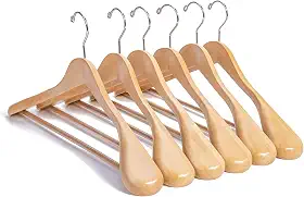 Nature Smile Cabides de madeira natural de luxo - pacote com 6 - cabides de madeira, cabides de jaqueta, agasalho, camisa, acabamento brilhante com ombro extra largo, ganchos giratórios de 360 graus e