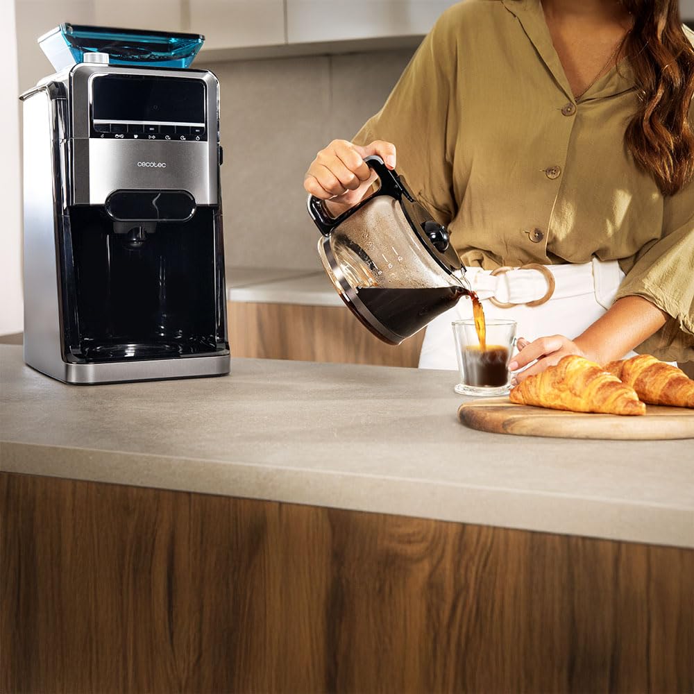 Cecotec Macchine da Caffè a Filtro Coffee 66 Grind & Brew. 1400W, 1.5L, 12 Tazze, 230g Serbatoio Chicchi, Macinacaffè Conico, 7 Livelli, Programmabile fino a 24h, Intensità Regolabile, Acciaio Inox