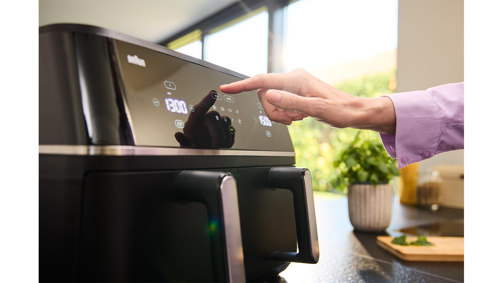 Braun TwinCook 5 TD5030IBK, Heißluftfritteuse mit 10L Fassungsvermögen, 80-200°, PFAS-freie Keramikbeschichtung, RealAir Technology, 8 Programme, Touch Control, spülmaschinenfest, 2400W, Schwarz