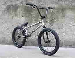 黒 BMX 自転車 本体 JYU BMX V3 BLACK | 神戸元町BEFLAT・尼崎市サヌキヤサイクル