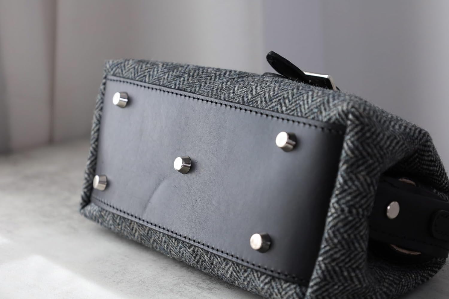 Harris Tweed Lady's Doctor Bag - Crossbody, Top Handle & Shoulder Purse for Everyday Carry
