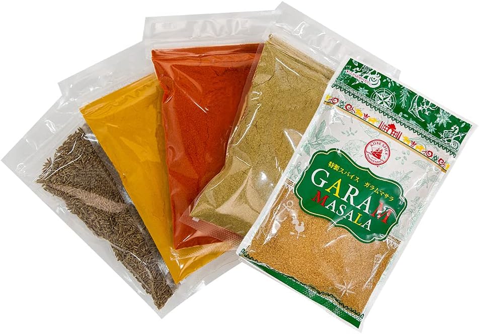 最初はスパイスセットを買ってみると手軽にスタートできる。これはクミン・コリアンダー・ガラムマサラの3つともが含まれているセット(神戸スパイス スパイス 5点セット)