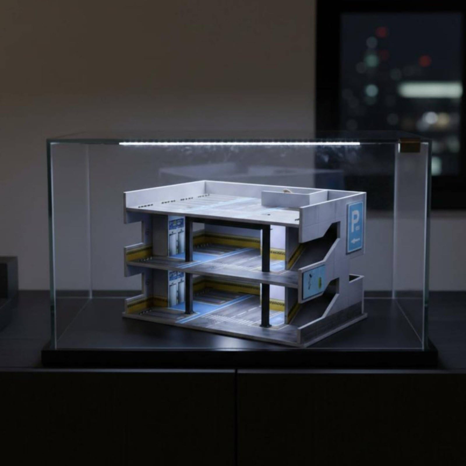 predolo Diorama Parcheggio 1:64 con Struttura a Livelli Garage LED Multistrato Realistico Modello Garage Illuminato per Appassionati di Modellismo, Scrivania, Parcheggio Multipiano Giapponese B