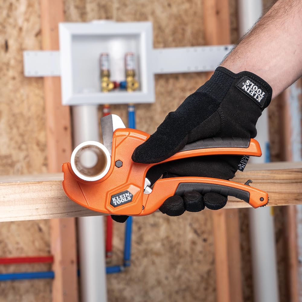 Klein Tools Ratcheting PVC Pipe Cutter - 1-1/4" I.D. -5 Klein Tools Ratcheting PVC Pipe Cutter - 1-1/4" I.D. -5