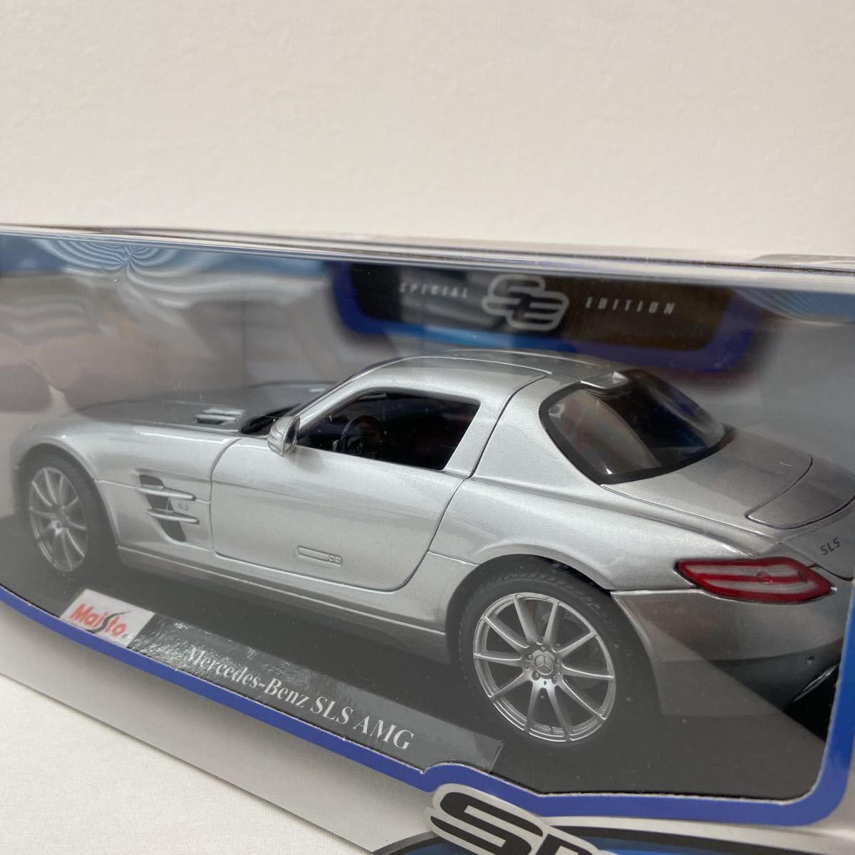 1/18 Maisto メルセデスベンツ SLS AMG シルバー Miniatura Mercedes-benz Sls Amg Prata Maisto 1/18 Prateado