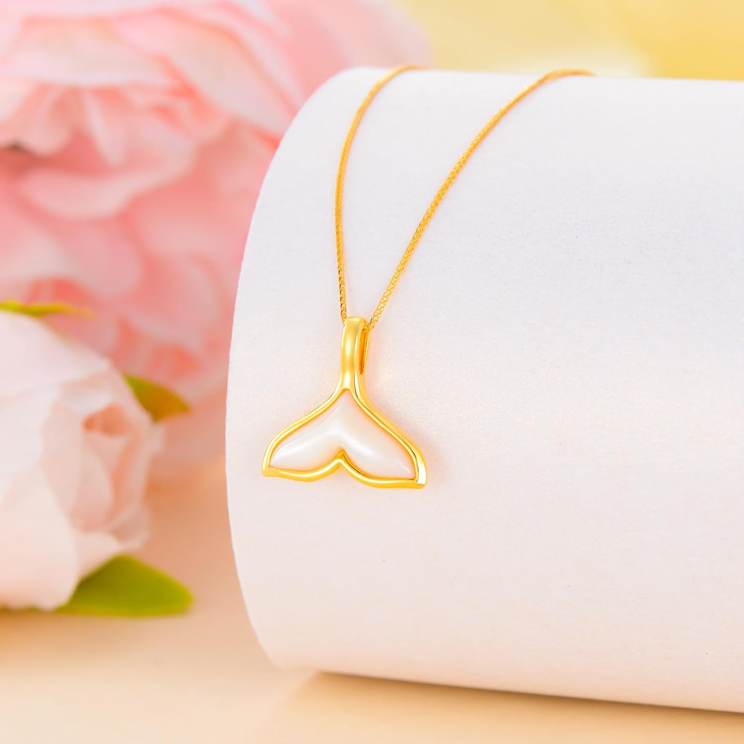 SISGEM 18K Solid Gold Whale Tail Necklace for Women, Yellow Gold Mermaid Fish Tail Pendant with White Shell Women Jewelry Gift, 18"