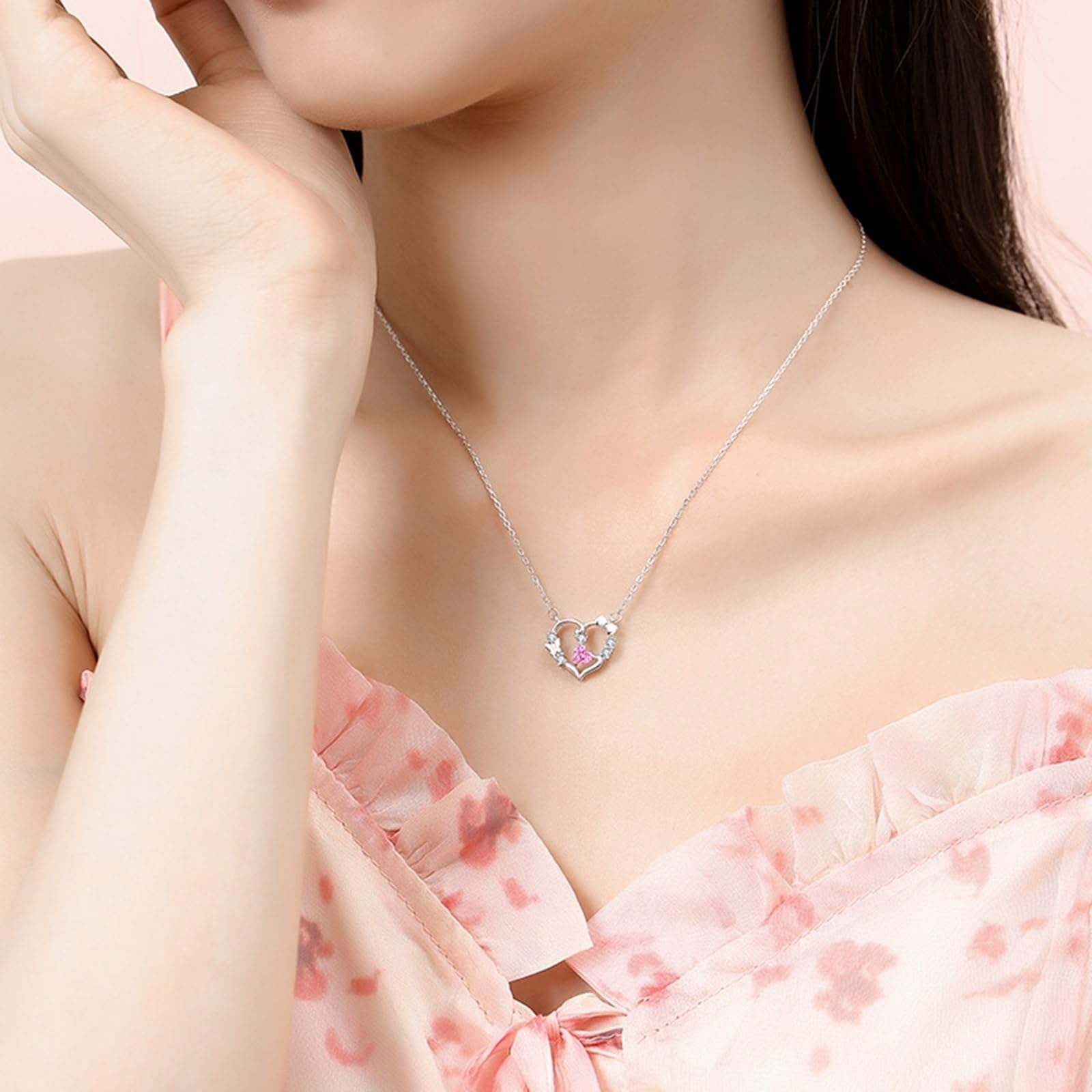Collares de mariposa para mujer con corona de mariposa de corazón de zafiro creado y moissanita, collar con colgante de corazón para el día de San Valentín