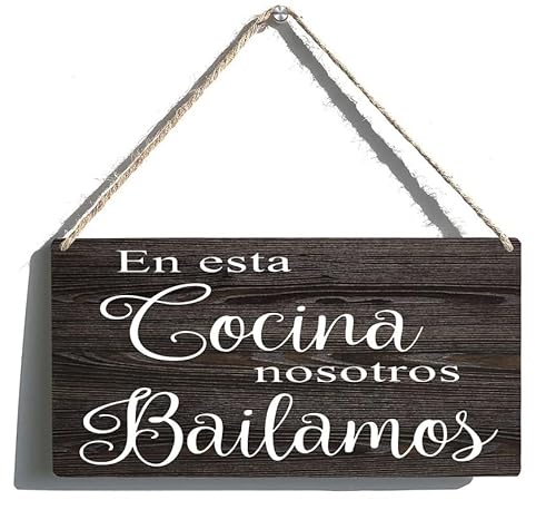 Image of KoneFeco Wood Sign En Esta Cocina Nosotros Bailamos Sign Spanish Home Decor Wood Signs In This Kitchen We Dance Home Decor Farmhouse Family Wall Decor Rustic Wood Hanging Wall Art 8x12Inch