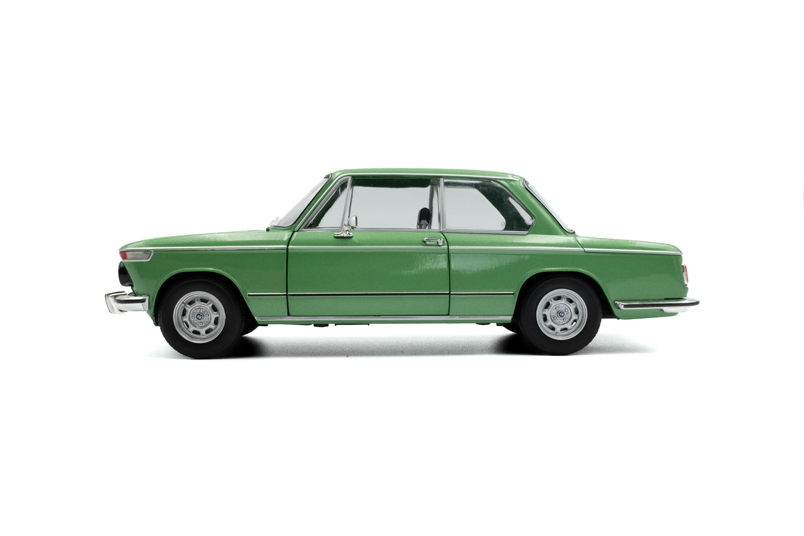 Solido BMW 1602 (1971) – Kompaktklassiker mit runder Front, bewegliche Türen und Lenkung, Diecast Modellauto, Taigagrün, 1:18