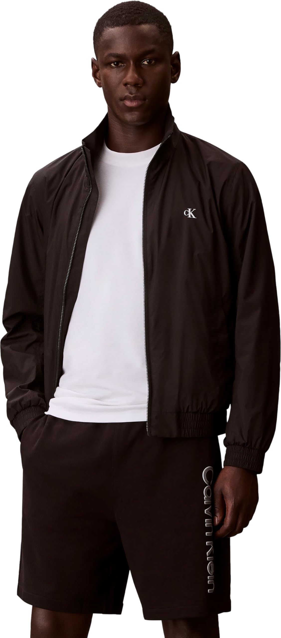 Mode von Calvin Klein & Tommy Hilfiger