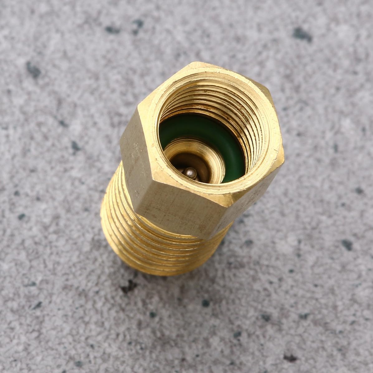 R134 Adapter Conversion Connector, 1/4 Sae to 1/2 Threaded Metal