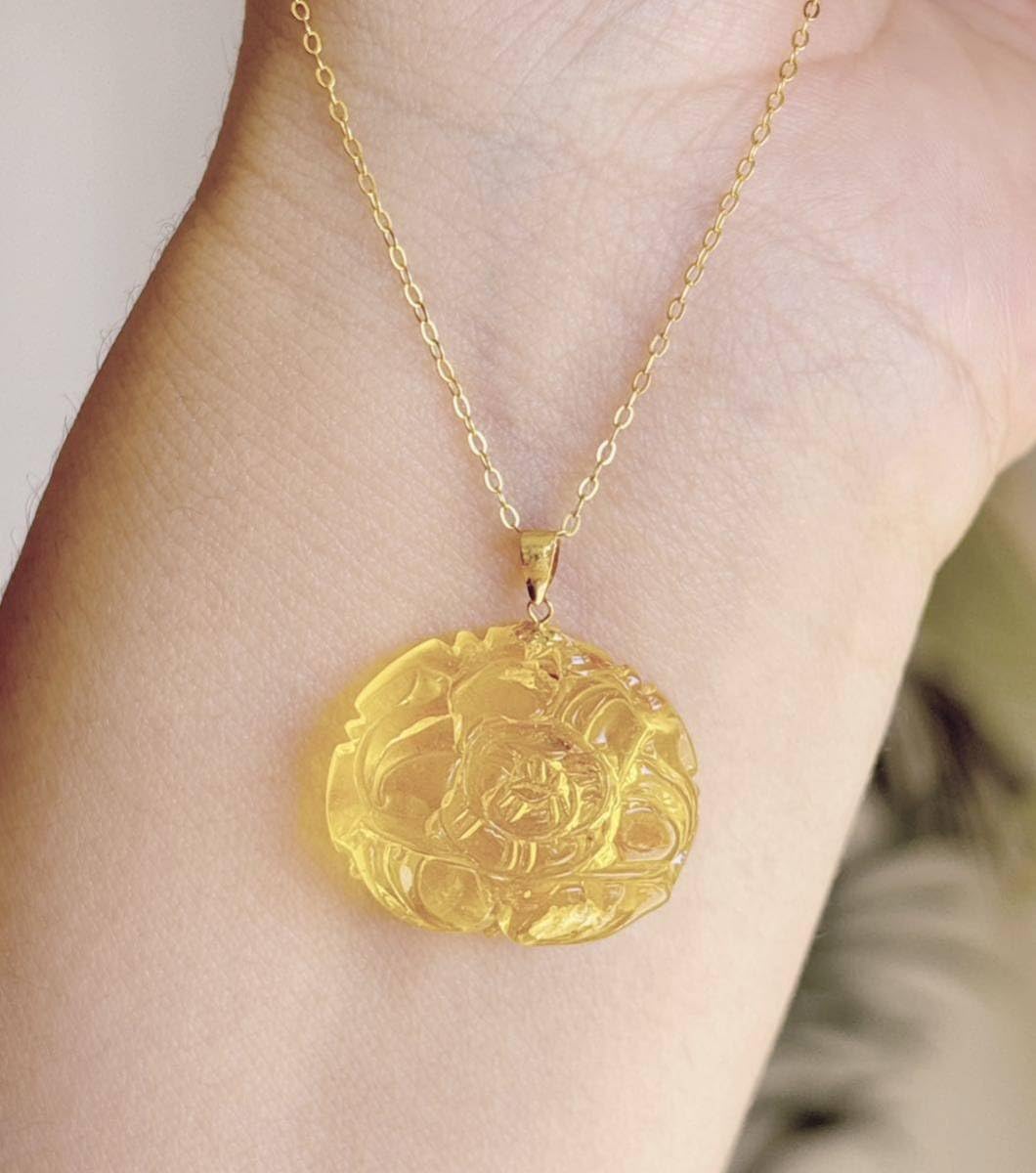 Amazon.co.jp: 天然原鉱蜜蝋ハニーアンバー（琥珀）花 k18金ネックレス 