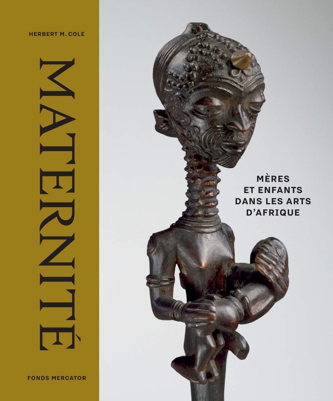 Maternité et arts d'Afrique : le lien sacré entre mère et enfant