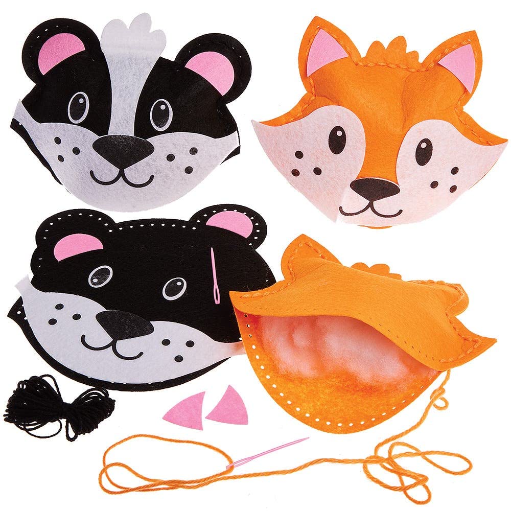 Baker Ross FX154 Fox and Badger Cushion Sewing Kits - Pack of 2, Introduction to Sewing and Textiles for Kids, Arts and Crafts for Kids