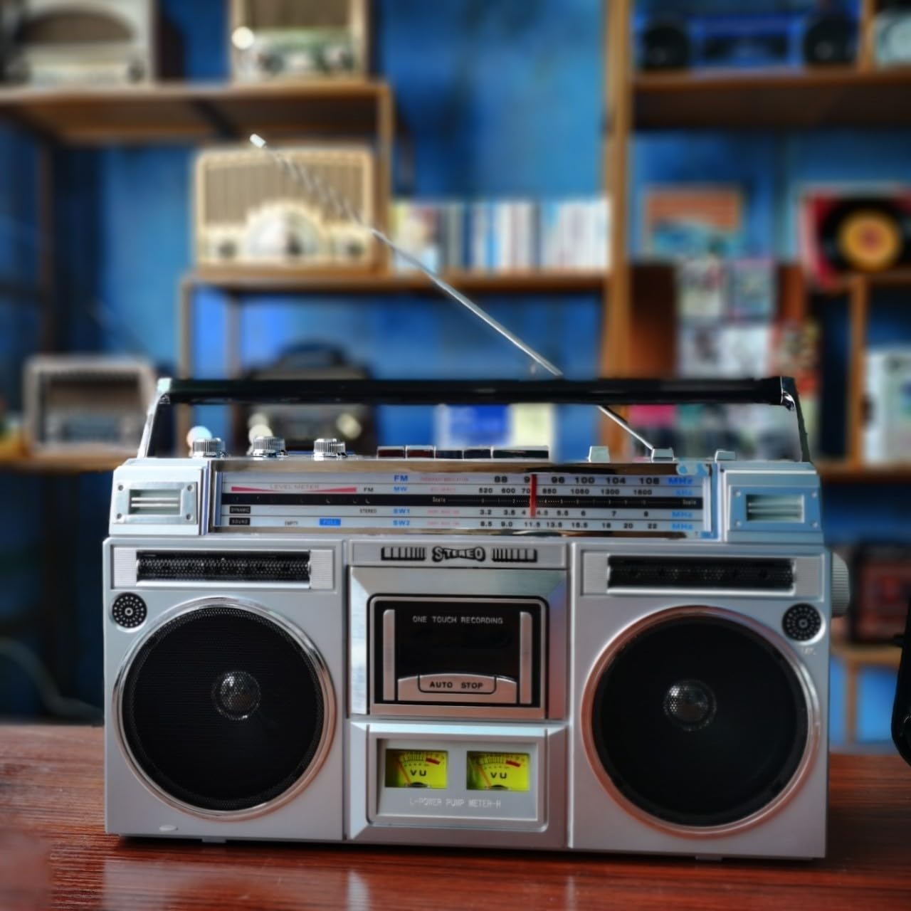 Reproductor de CD estilo retro clásico de los años 80, casete portátil/radio, 10 m de transmisión, compatible SD/USB, 2 altavoces, para reuniones