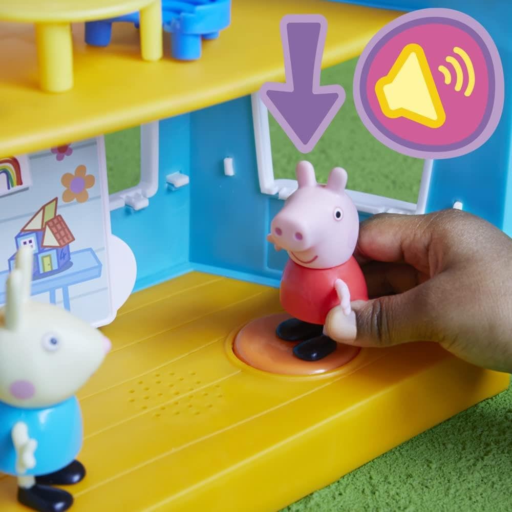 Peppa Pig Peppas Kinder-Clubhaus, Vorschulspielzeug mit Soundeffekten, enthält 2 Figuren und 7 Accessoires, ab 3 Jahren