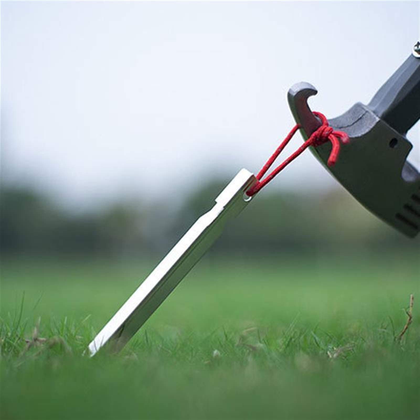 Gwoździe do namiotu 4 szt. Na zewnątrz 23 cm Ultralekkie gwoździe ze stopu aluminium Szpilki do namiotu kempingowego Gwoździe do palików namiotu Na zewnątrz Camping Piknik Stały namiot (srebrny)