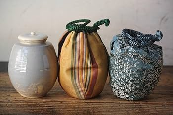 朝日豊斎作　萩焼　鹿背　茶碗　共箱　共布　略歴付　茶道具 朝日豊斎作 萩焼 鹿背 茶碗 共箱 共布 略歴付 茶道具